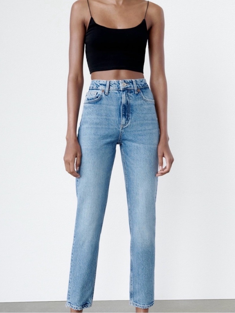 LIKE NEW ZARA High Rise Straight Leg Loose Jeans Women’s 4
